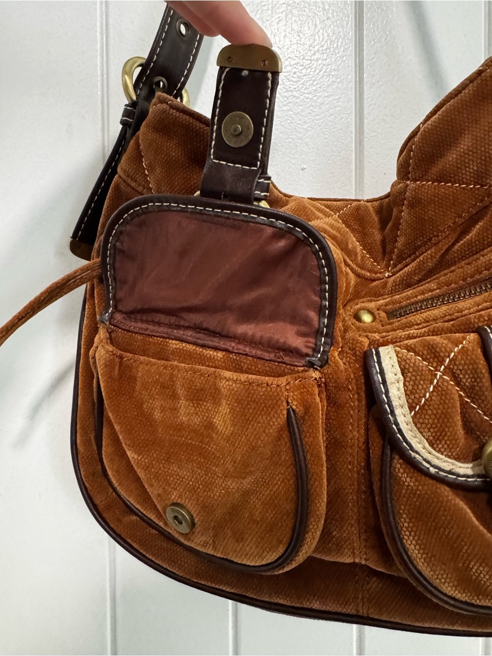 Y2K Tommy Hilfiger Brown Velvet Quilted Shoulder Bag with Dark Brown Strap - Picture 3 of 5